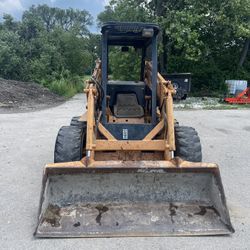 1845 Skid Steer 