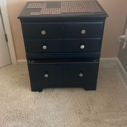 Black solid wood nightstand / Last week!!!