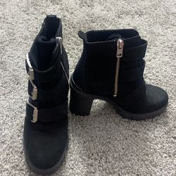 Timberland Women Boots Size 6 New