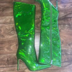 Size 6.5 Women’s Green Boots