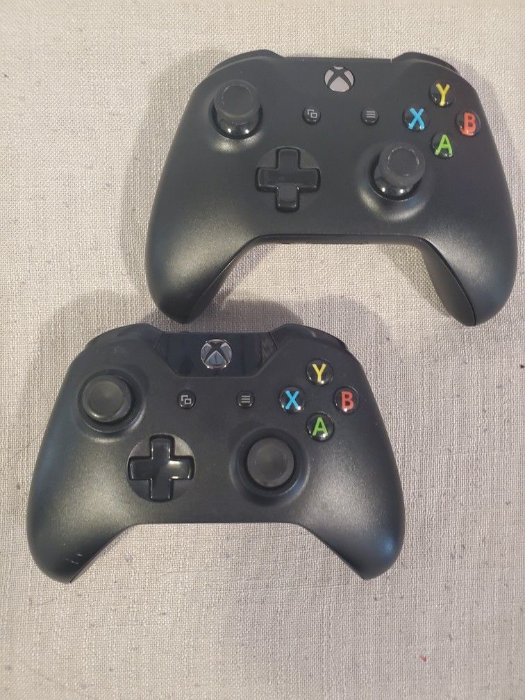 Microsoft xbox one video game controller