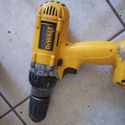 DeWalt DW980 Drill No Battery Included $45 Or First Reasonable Offer To Pickup 