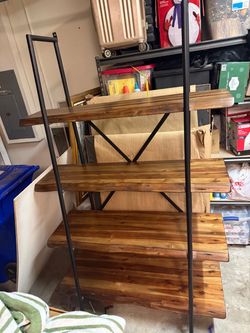 Live Edge 4 Shelf Bookshelf, Light Walnut