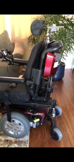 Quantum 6 Power Chair