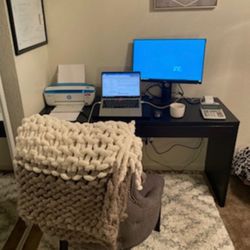 Black Desk And Chair