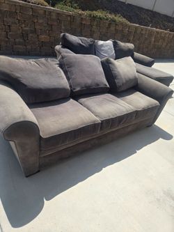 FREE 2 couch