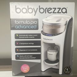 NEW Baby Brezza Formula Dispenser