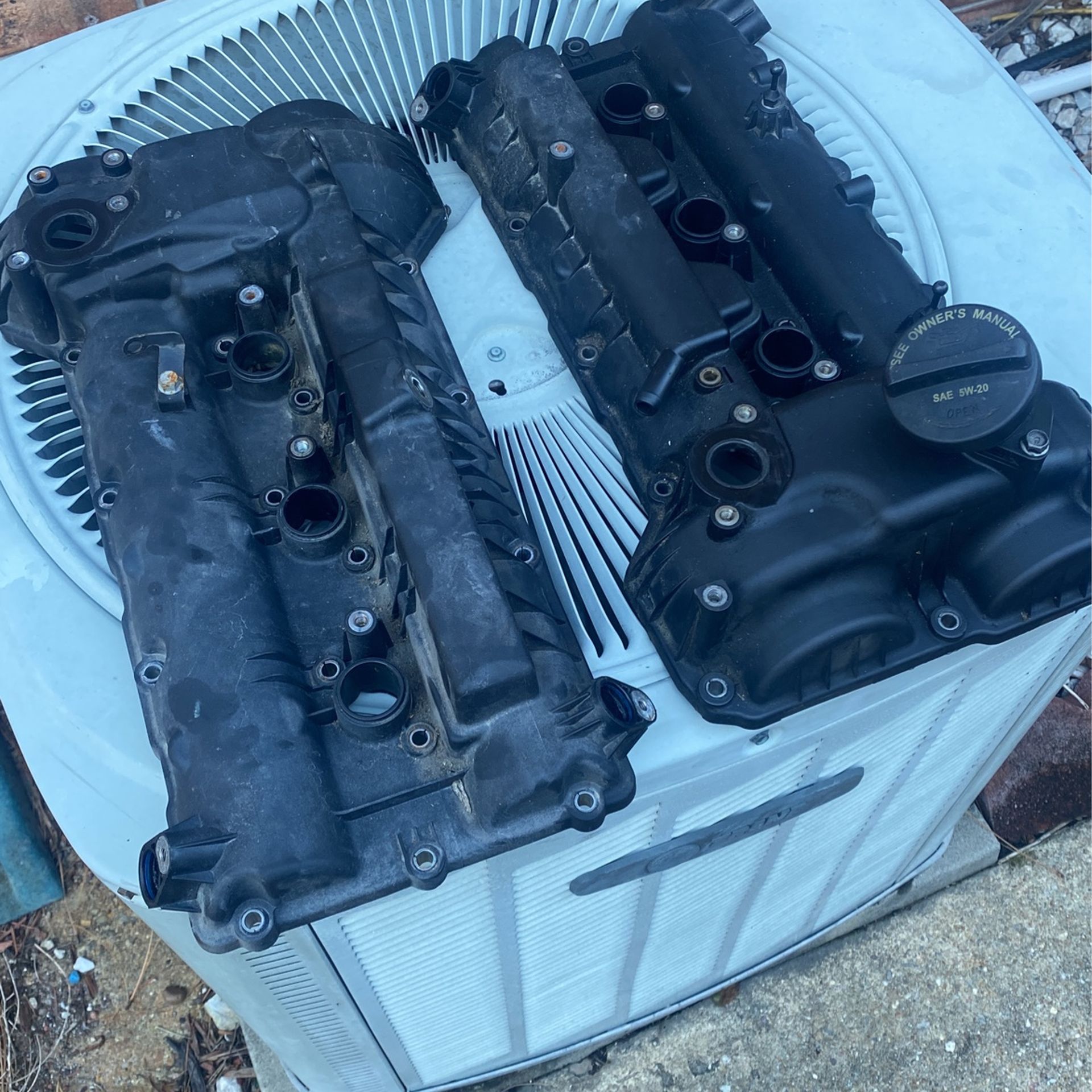 2012 Bk1 3.8 Valve Cover With Gasket