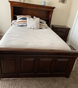 Bedroom Set ( Matress not Included ) O.B.O