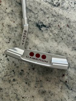 Scotty Cameron Studio Select Newport 2 RH (2008-2011 model) 34”