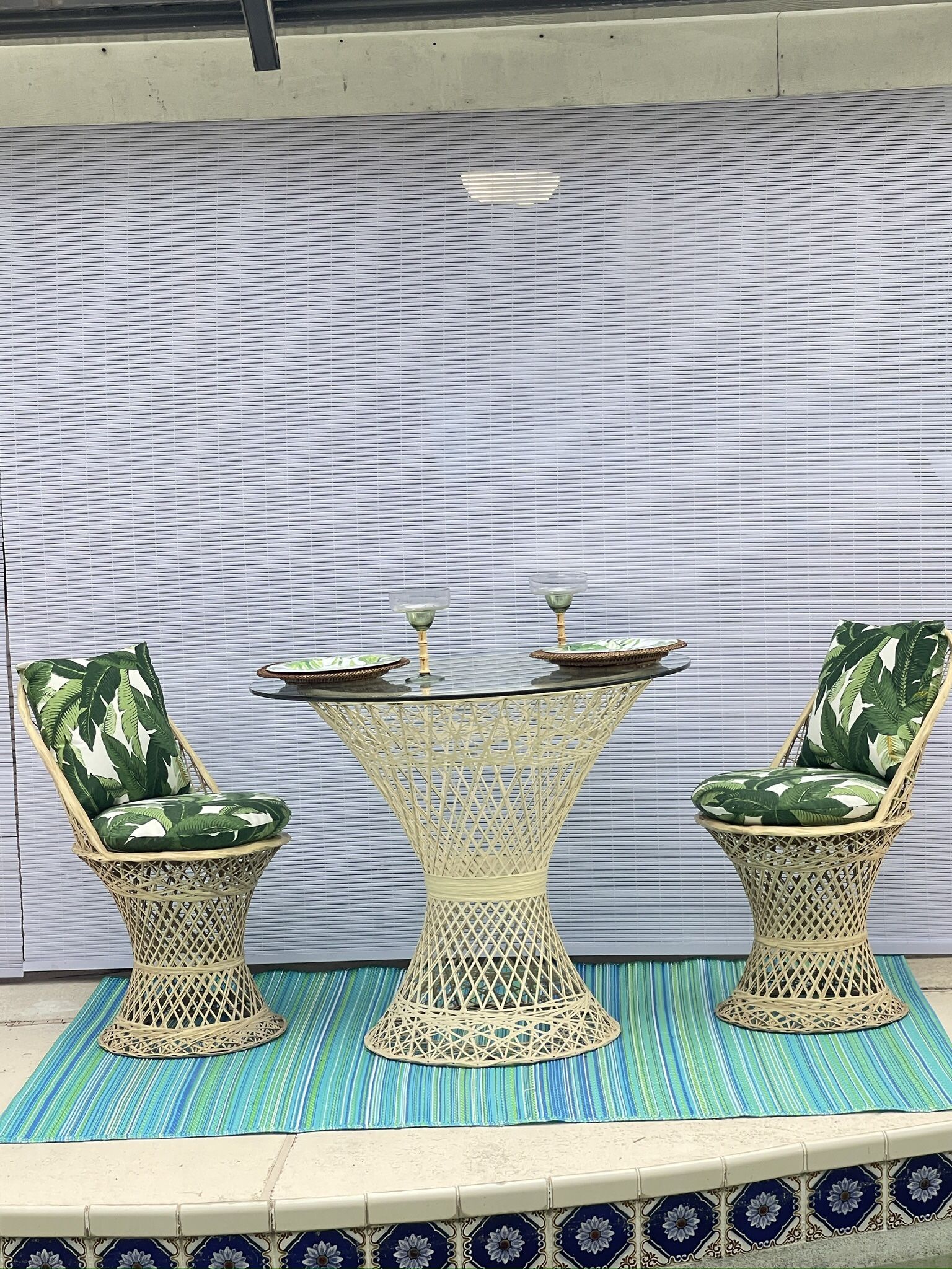 Tommy Bahama-Style Woodard Bistro