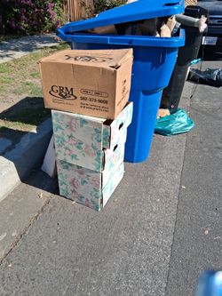 Free boxes