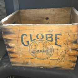 Vintage Globe Beverages," Crate 