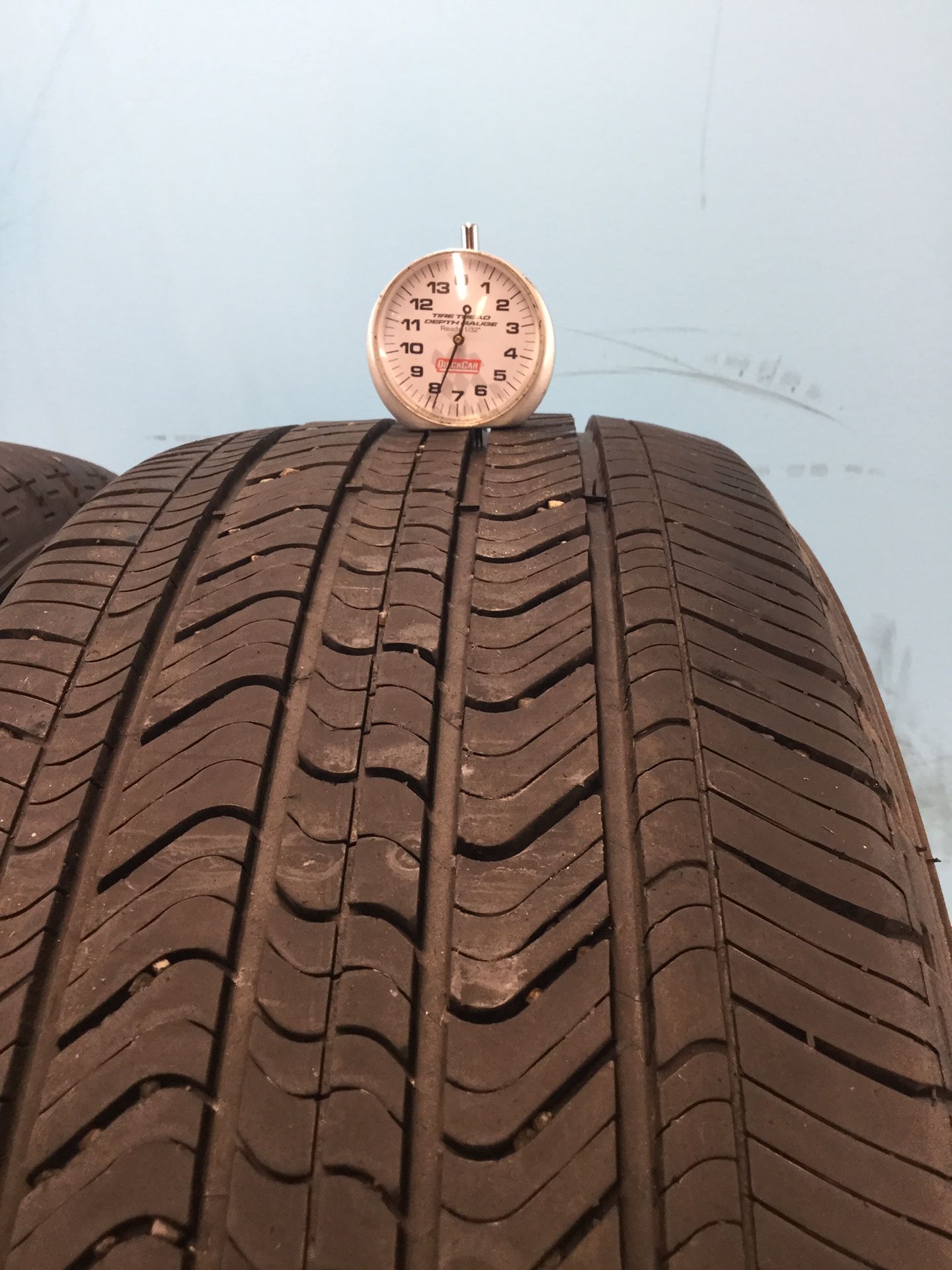 215/55/17 SET OF 2 USED TIRES P215/55R17 94V MICHELIN PRIMACY MXV4