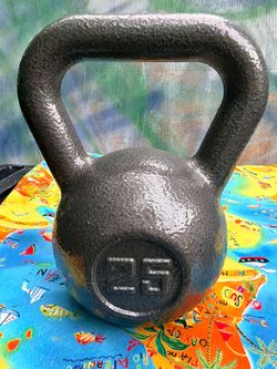 NEW 25 LB. KETTLEBELL WEIGHT • Also Available Kettlebells : 15s 20s 30s 35s 40s 45s 50s 53s 60s 70s 80s 85s 90s 97s 100s
