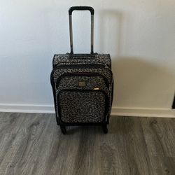Anne AK KLEIN carry On Suitcase 