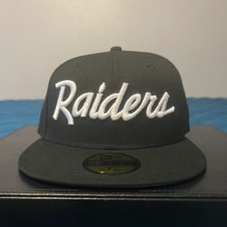 Las Vegas Raiders New Era 59fifty Fitted 7 1/8 Brand New 