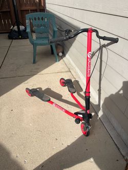 Fliker F3 scooter