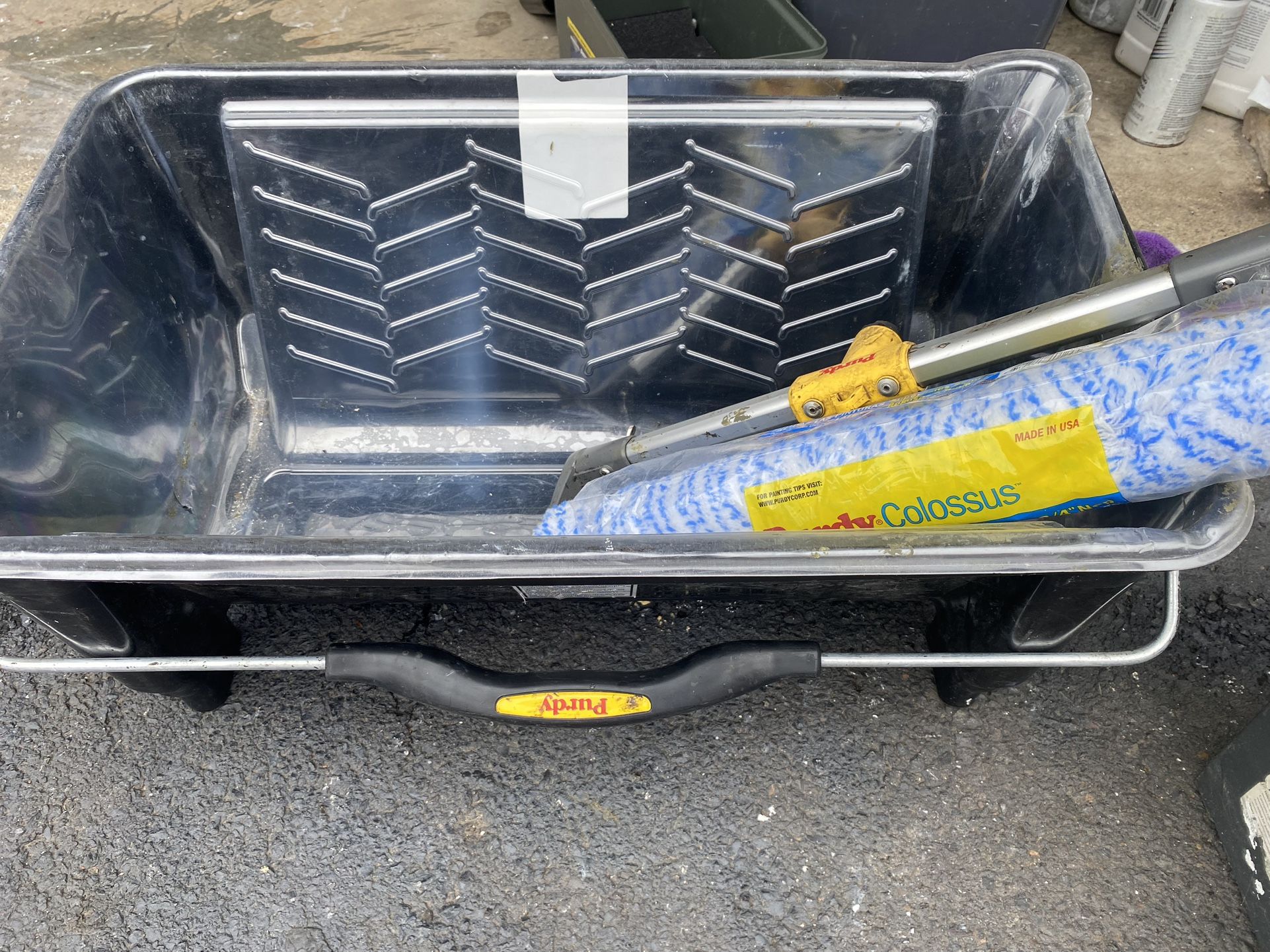 28 Inch Roller Tray And Frame N Roller.