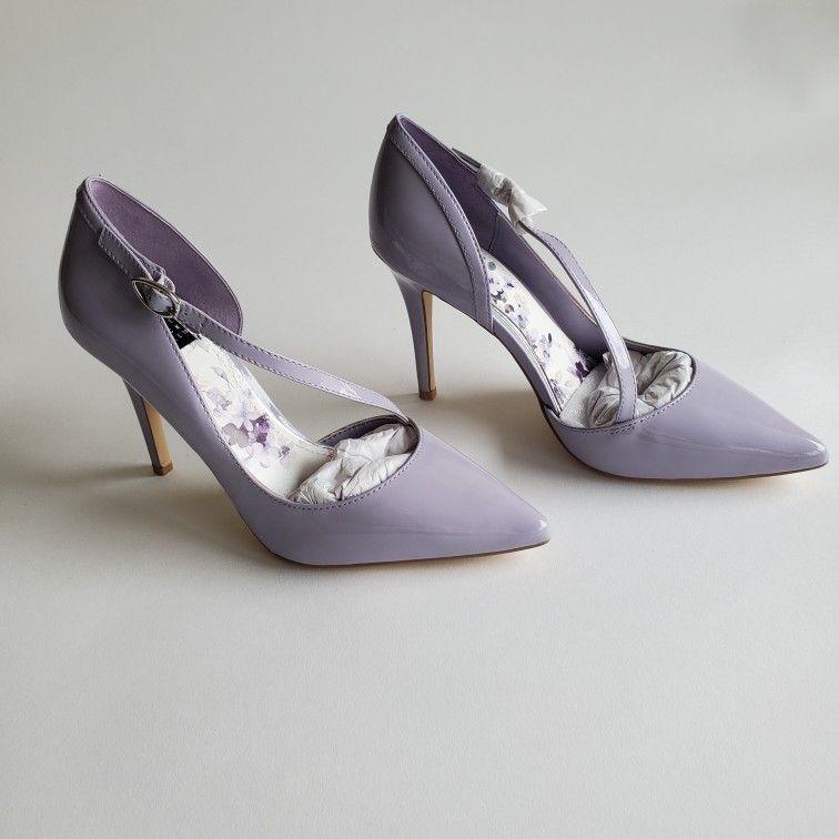 Women's Size 6 By White House Black Market 