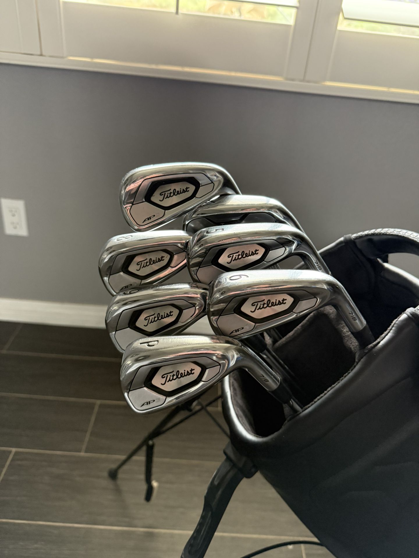 Titleist AP3 718 . Read The Description