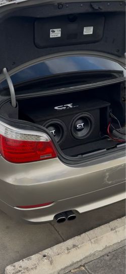 2 CT Sound 10s with subwoofer box