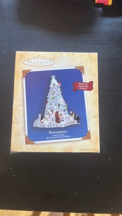 HALLMARK CHRISTMAS TREE ORNAMENT