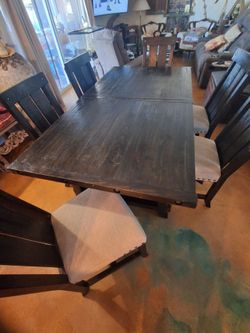 Farm style dining table w/ extension & 6 chairs