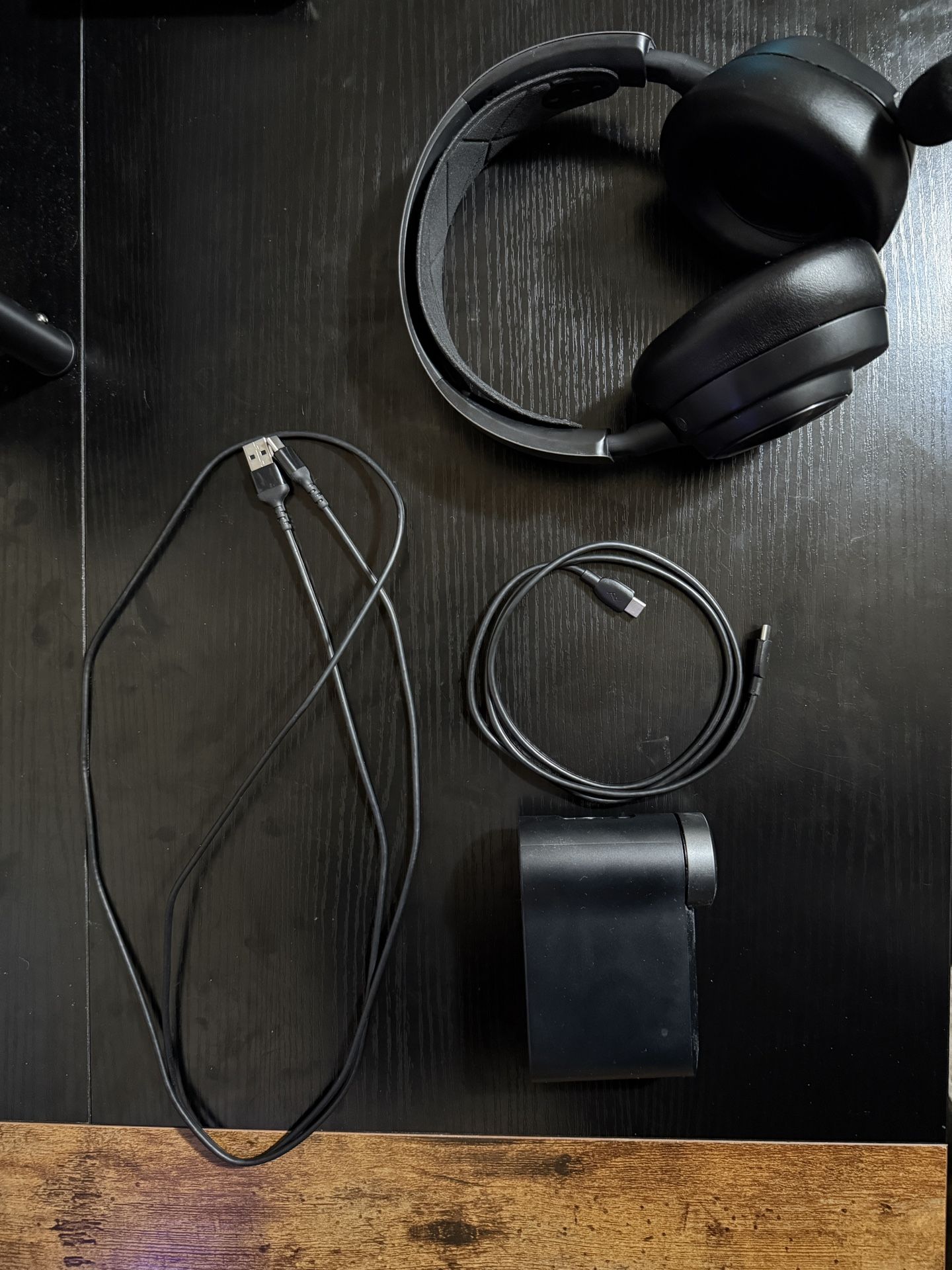 SteelSeries Arctis Nova Pro Wireless Headset (PlayStation)