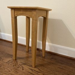 Accent Table