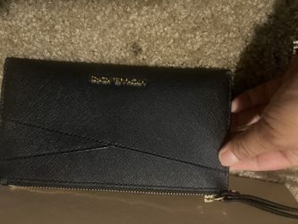 Micheal Kors Wallet
