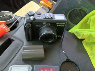 Canon PowerShot G5 camera