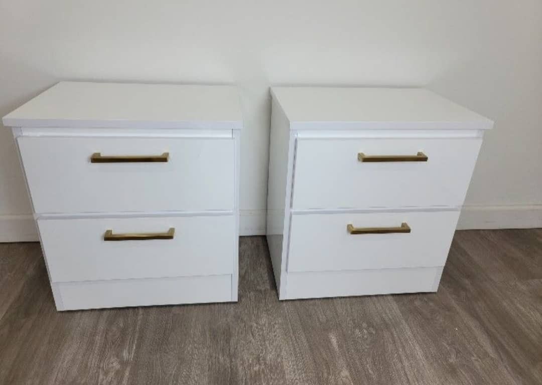 Mesitas De Noche/ Nightstands
