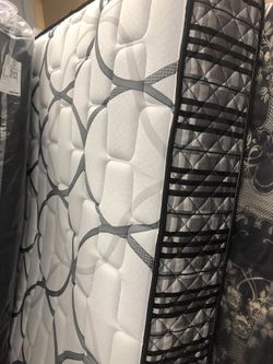 Spring Air queen luxury firm mattress