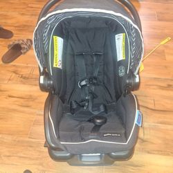 Babies car seat 