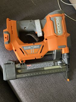 18v Brushless Cordless (pistola De Grapas)