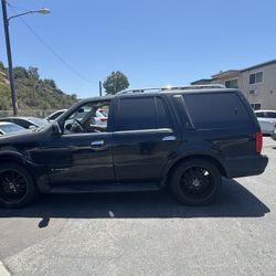 2002 LINCOLN NAVIGATOR