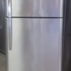 Frijidaire Refrigerator For Sale 