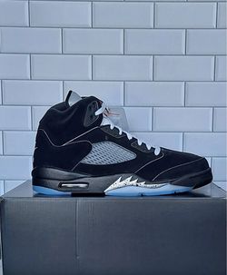 Jordan 5’s Metallic