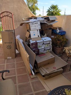 Junk & Trash 🚛🛋️🪞🪑