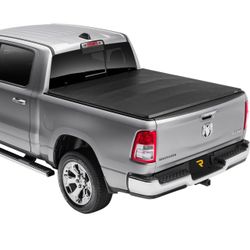 Gator ETX Soft Tri-Fold Truck Bed Tonneau Cover (5’7” Bed frame Size)