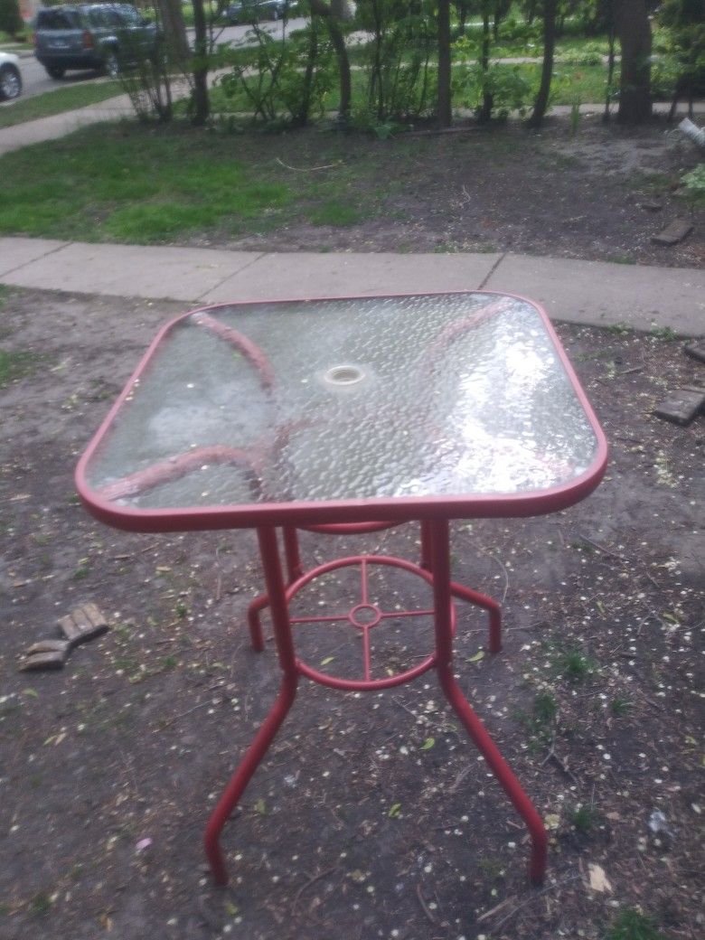 Patio Table 30" x 39.5" h