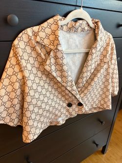 Women crop top