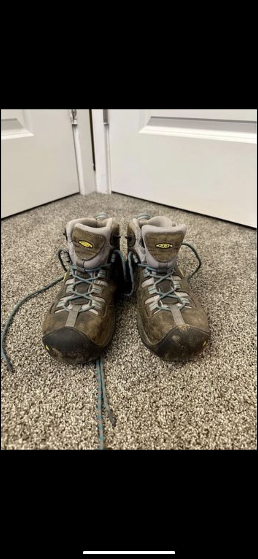 Keen Womens Hiking Boots