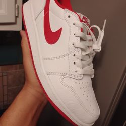 AJ 1 LOW SIZE 10