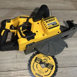 Dewalt Saw 60v