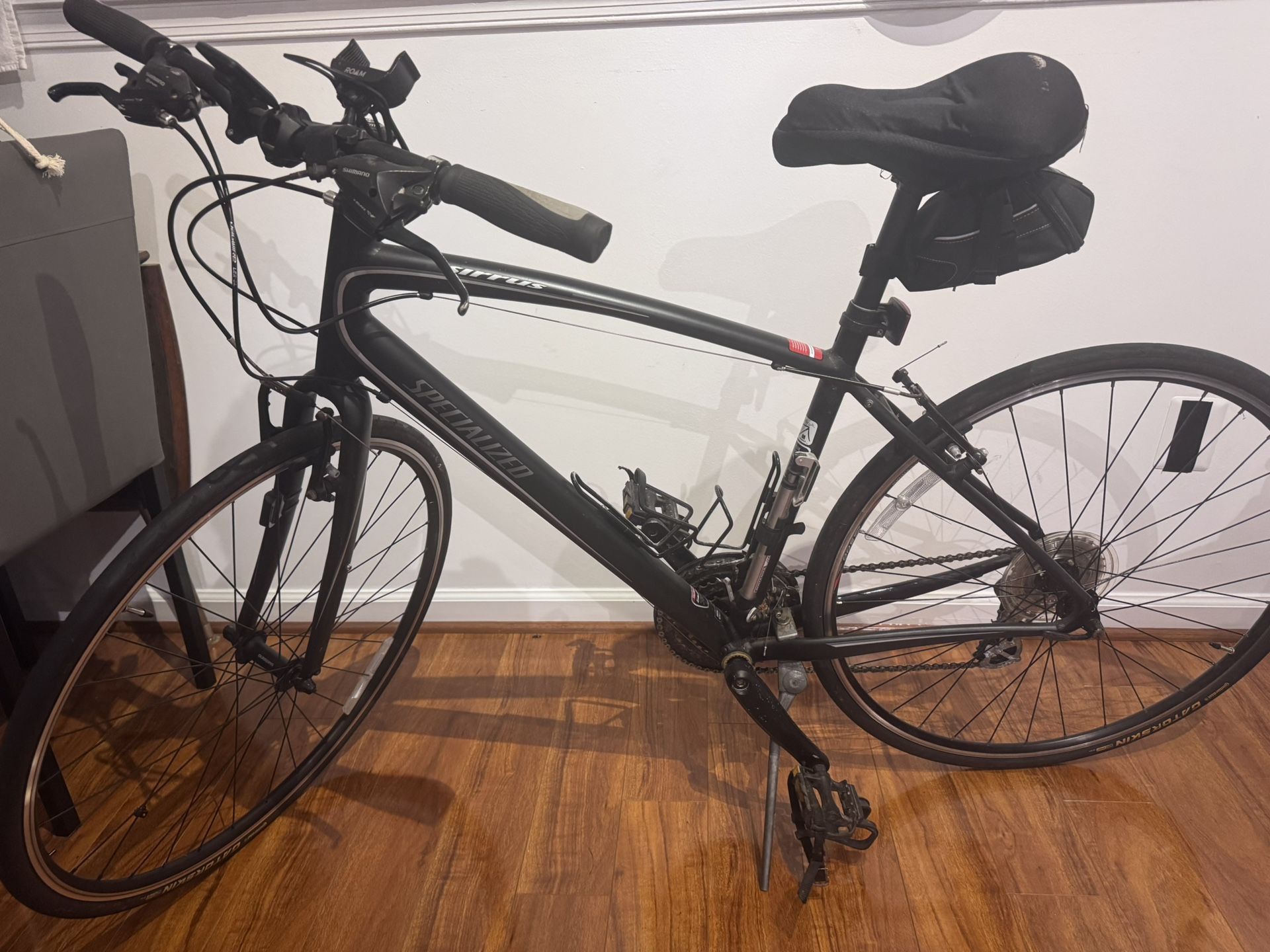 Specialized Sirrus EN 14764