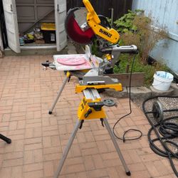Dewalt Dual Bevel 12” Corded 15amp Mitre Saw With Stand