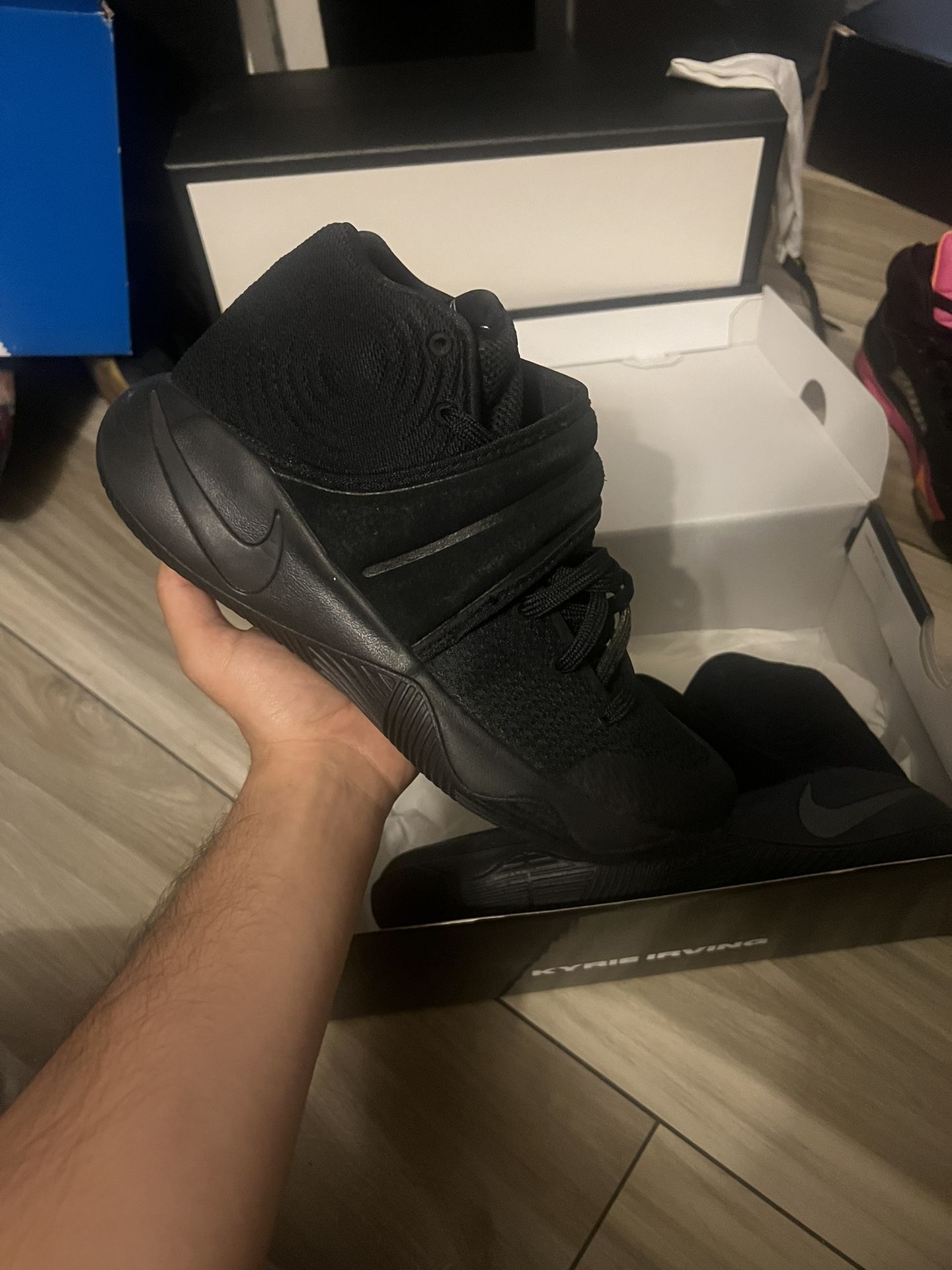 Nike Kyrie 2 Triple Black Basketball Shoes