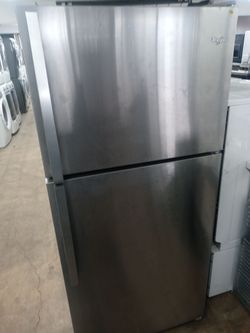 Whirlpool stainless steel top freezer refrigerator - Free delivery